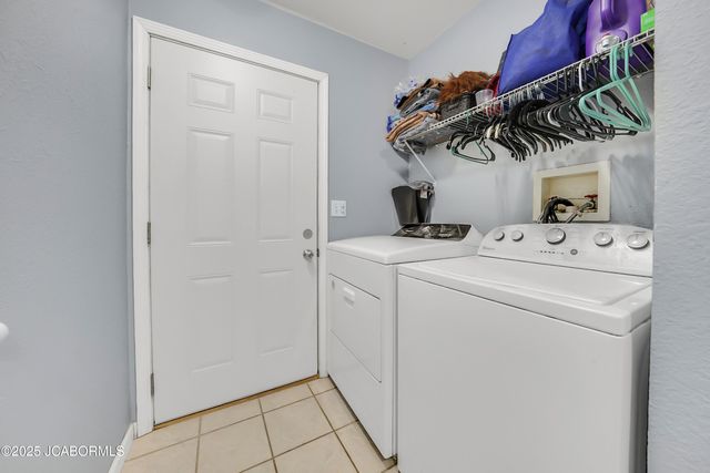 4122 CO RD 4006, Tebbetts, MO 65080