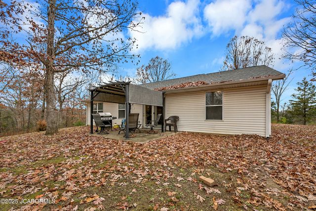 4122 CO RD 4006, Tebbetts, MO 65080