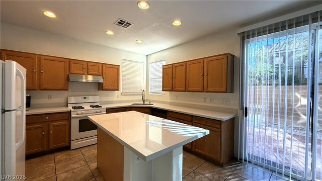 9243 Sterling Hill Avenue, Las Vegas, NV 89148