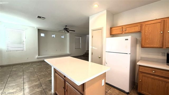 9243 Sterling Hill Avenue, Las Vegas, NV 89148