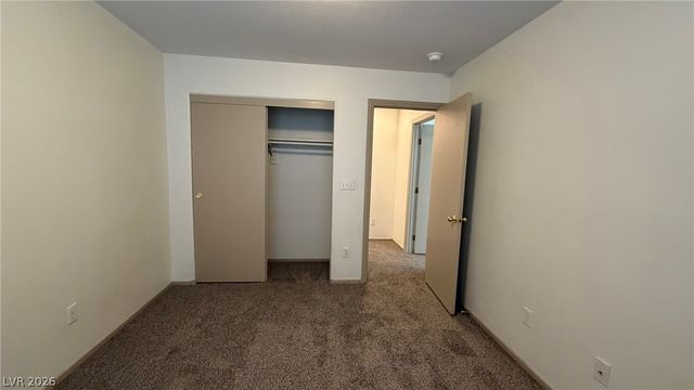 9243 Sterling Hill Avenue, Las Vegas, NV 89148