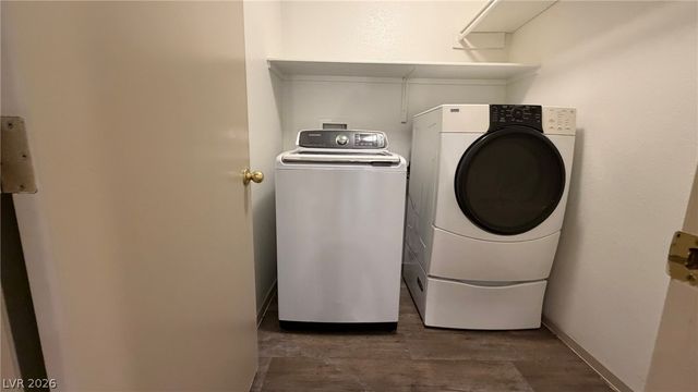 9243 Sterling Hill Avenue, Las Vegas, NV 89148