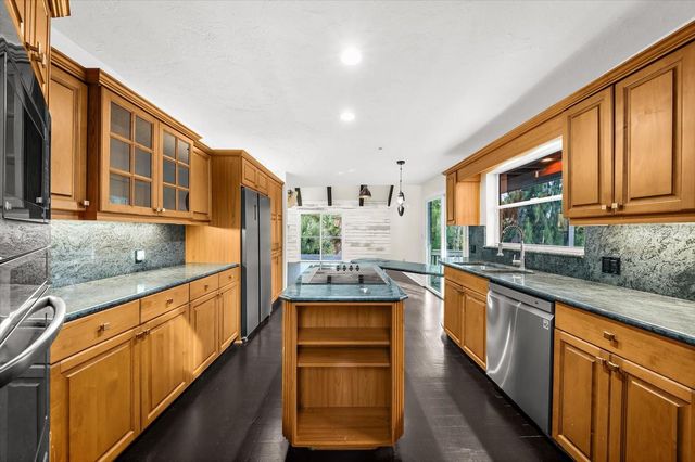 1209 SEA PLUME WAY, Sarasota, FL 34242