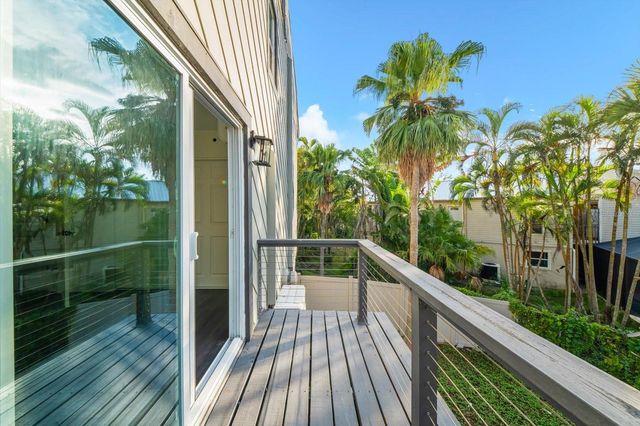 1209 SEA PLUME WAY, Sarasota, FL 34242