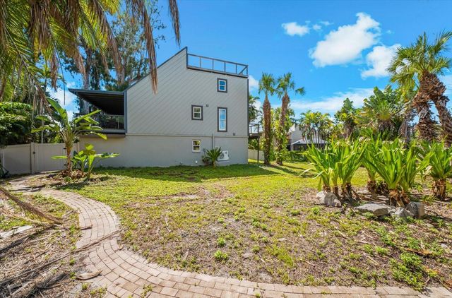 1209 SEA PLUME WAY, Sarasota, FL 34242