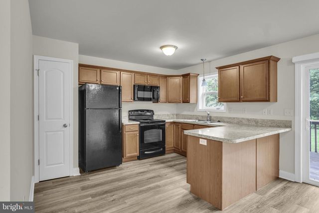 771 GREGS DR, Harrisburg, PA 17111