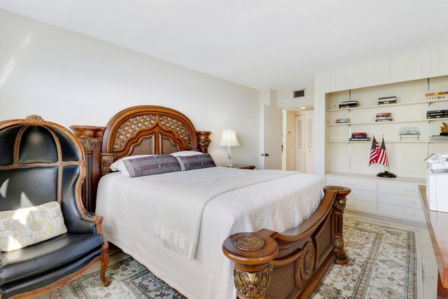 1701 S Flagler Drive 903, West Palm Beach, FL 33401