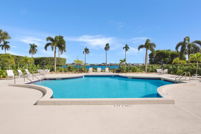 1701 S Flagler Drive 903, West Palm Beach, FL 33401
