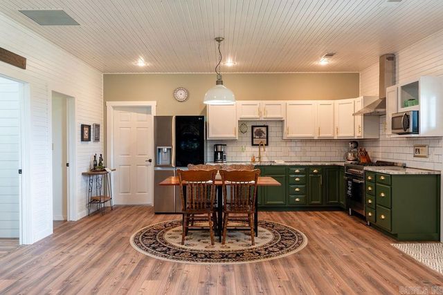 876 Tannenbaum Road, Drasco, AR 72530