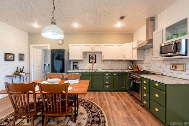 876 Tannenbaum Road, Drasco, AR 72530
