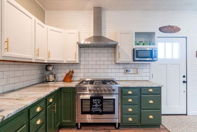 876 Tannenbaum Road, Drasco, AR 72530
