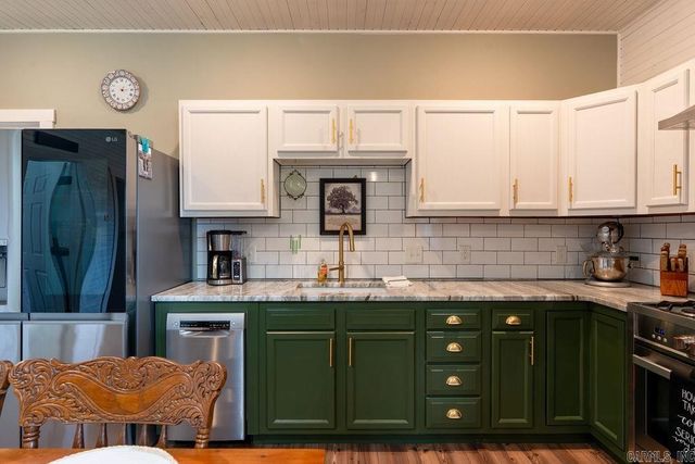 876 Tannenbaum Road, Drasco, AR 72530