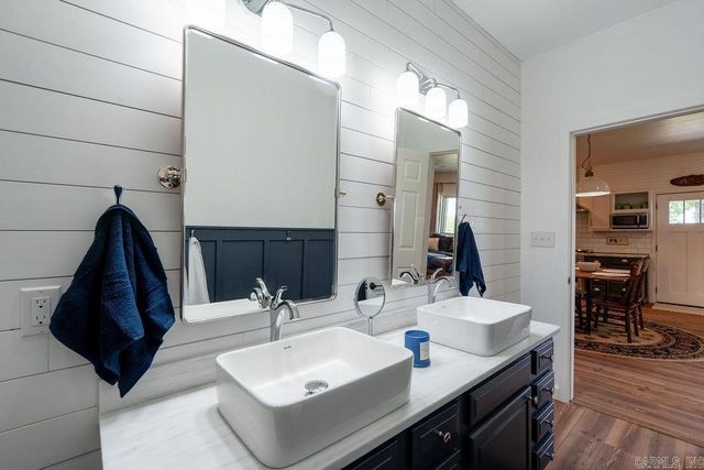 876 Tannenbaum Road, Drasco, AR 72530