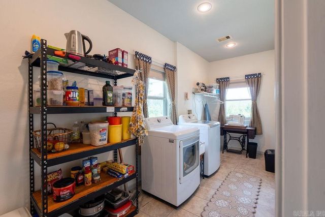 876 Tannenbaum Road, Drasco, AR 72530