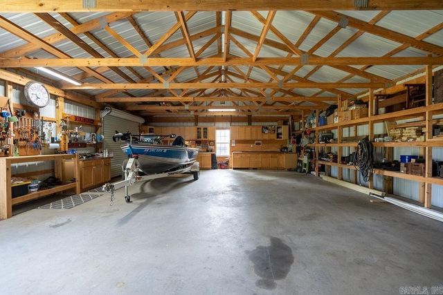 876 Tannenbaum Road, Drasco, AR 72530
