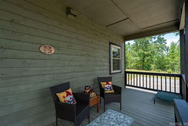 876 Tannenbaum Road, Drasco, AR 72530
