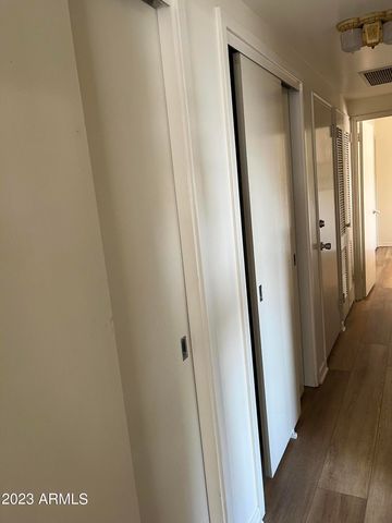 2201 N Central Avenue Apt 5E, Phoenix, AZ 85004