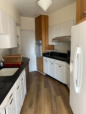2201 N Central Avenue Apt 5E, Phoenix, AZ 85004