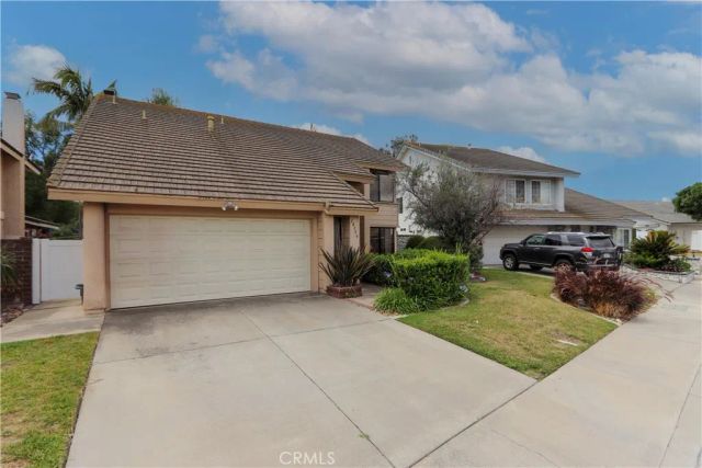 24396 Calle Pequeno, Lake Forest, CA 92630