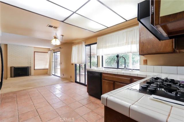 24396 Calle Pequeno, Lake Forest, CA 92630