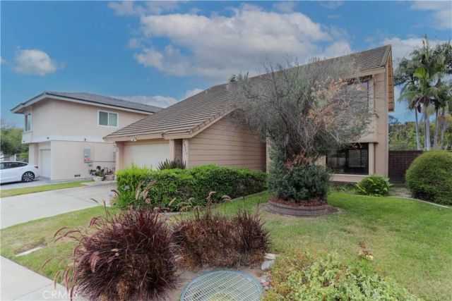 24396 Calle Pequeno, Lake Forest, CA 92630