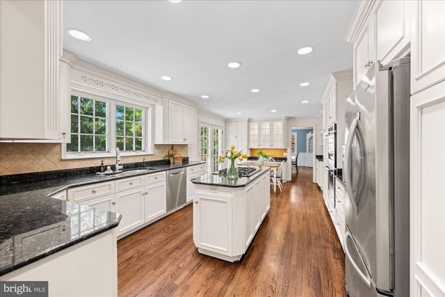 10500 STABLE LN, Potomac, MD 20854