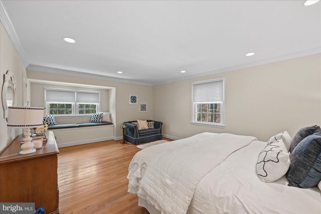 10500 STABLE LN, Potomac, MD 20854
