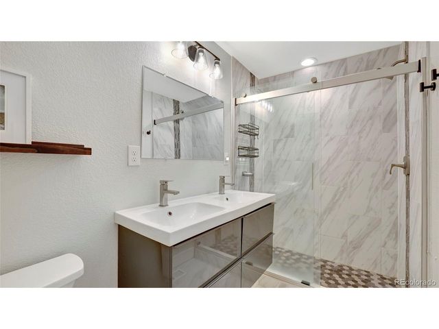 2549 Glenarm Pl, Denver, CO 80205