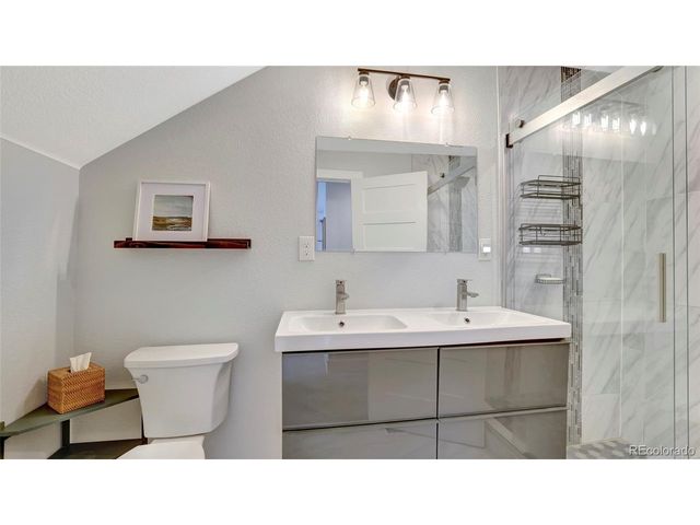 2549 Glenarm Pl, Denver, CO 80205