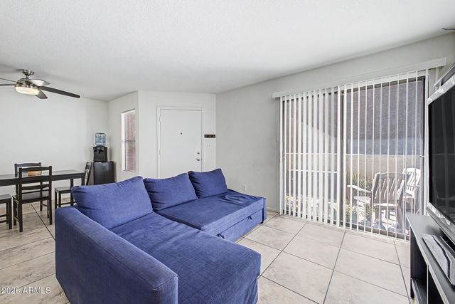 2040 S LONGMORE Street 43, Mesa, AZ 85202
