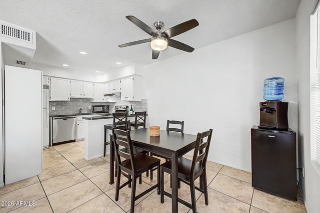 2040 S LONGMORE Street 43, Mesa, AZ 85202