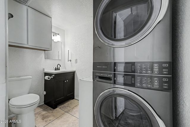 2040 S LONGMORE Street 43, Mesa, AZ 85202
