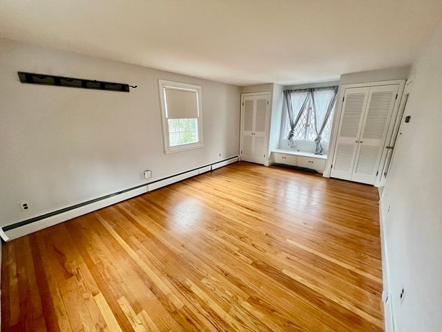 77 Cabot St, Waltham, MA 02453