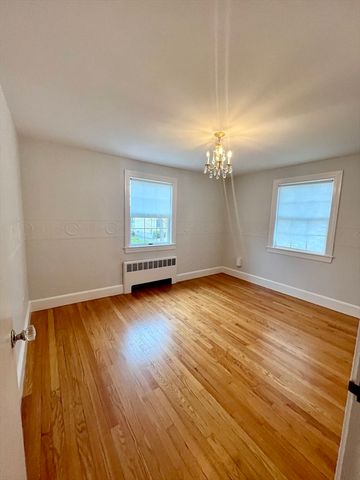 77 Cabot St, Waltham, MA 02453