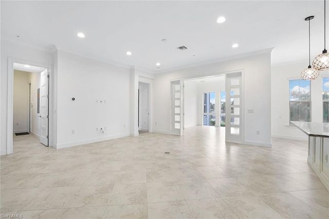 6549 Dominica DR 101, Naples, FL 34113