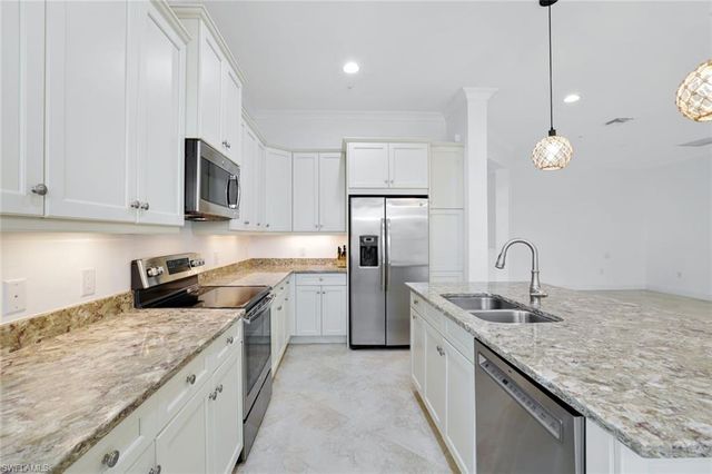 6549 Dominica DR 101, Naples, FL 34113