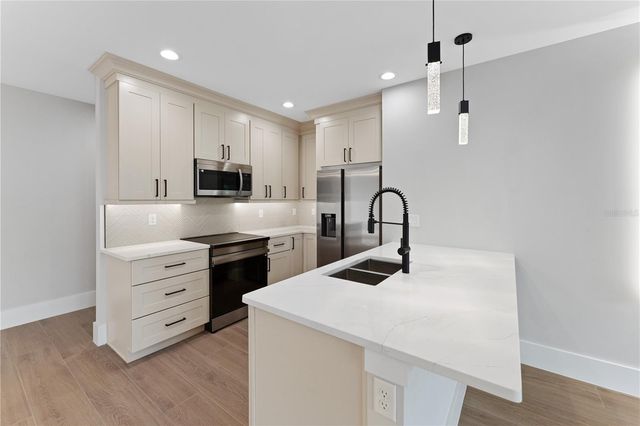 457 RIVERVIEW AVENUE, Sanford, FL 32771