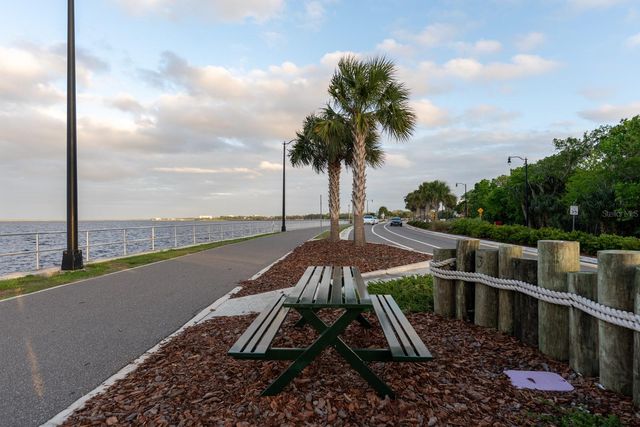 457 RIVERVIEW AVENUE, Sanford, FL 32771