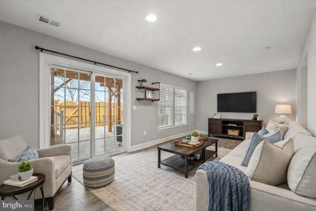 6223 SUMMIT POINT CT, Alexandria, VA 22310