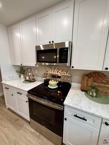 206 Sutton Dr., Perry, GA 31069