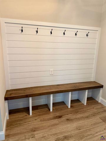 206 Sutton Dr., Perry, GA 31069