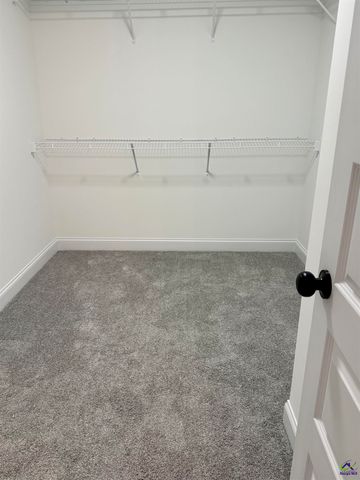 206 Sutton Dr., Perry, GA 31069