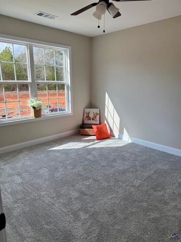 206 Sutton Dr., Perry, GA 31069