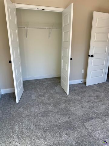 206 Sutton Dr., Perry, GA 31069