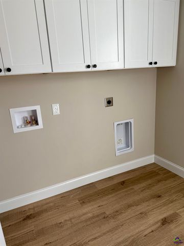 206 Sutton Dr., Perry, GA 31069