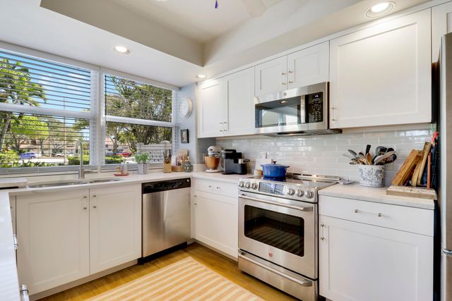 8115 Northboro Court B, Lake Clarke Shores, FL 33406