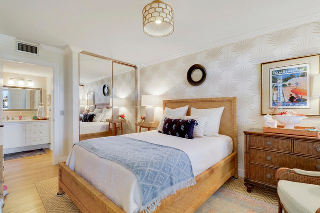 8115 Northboro Court B, Lake Clarke Shores, FL 33406