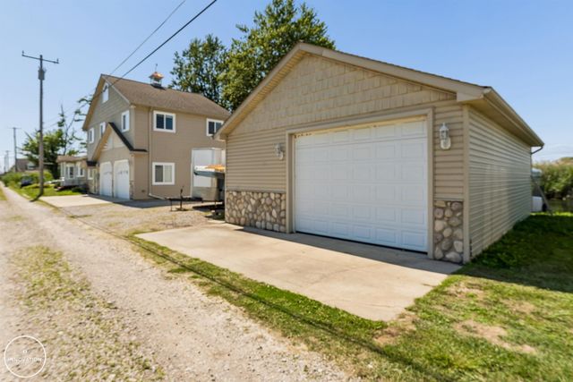 7370 Bedore Highway, Clay Twp, MI 48028