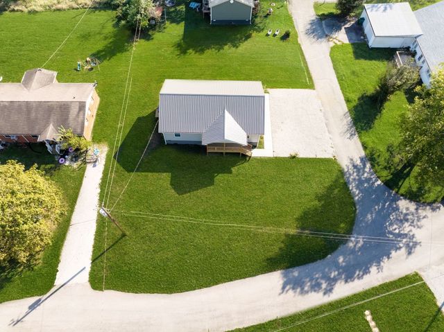 116 Fairground Drive, Waverly, TN 37185