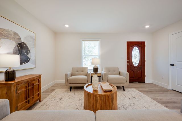 116 Fairground Drive, Waverly, TN 37185